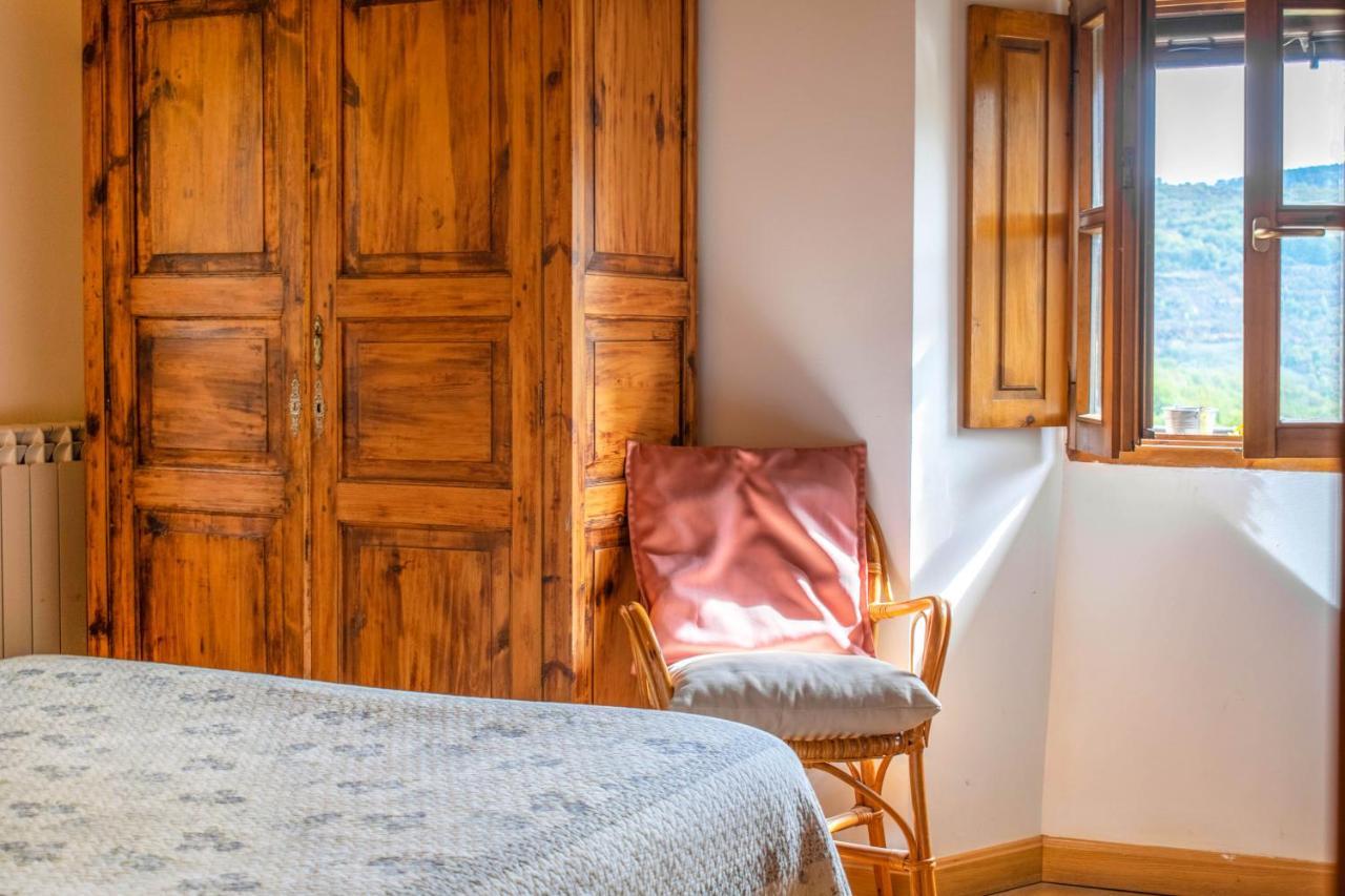 Casa Monaut, Acogedores Apartamentos A Los Pies De La Selva De Irati Saragueta 외부 사진